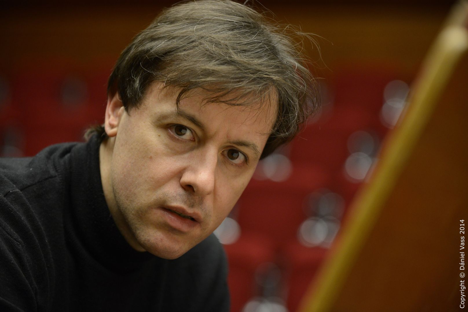 Neue musikalische Leitung im kommenden Sinfoniekonzert der Essener Philharmoniker: Tito Ceccherini übernimmt Dirigat