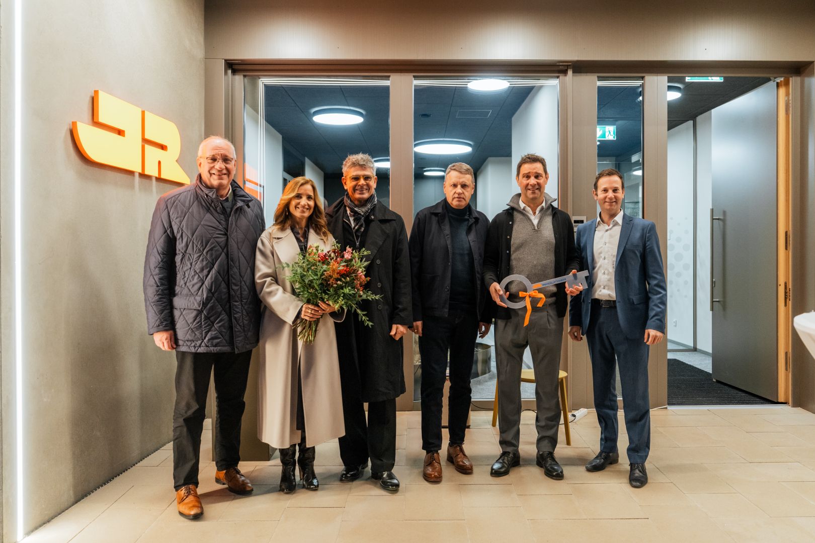 Neues Verwaltungsgebäude mit Prüf- und Messräumen am Standort Blauberg eingeweiht