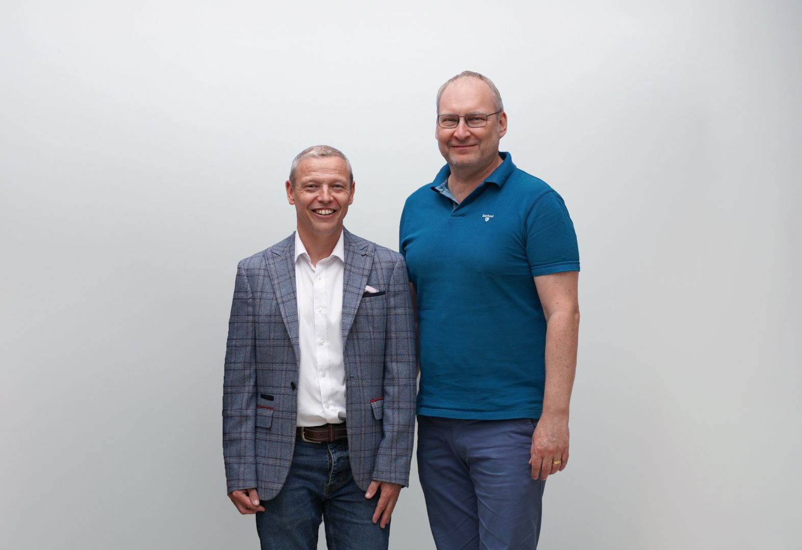 New Media AV distribuiert Ikan International