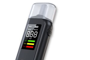 newgen medicals Berührungsloser Alkoholtester mit LCD-Anzeige, LED-Farbskala und Akku