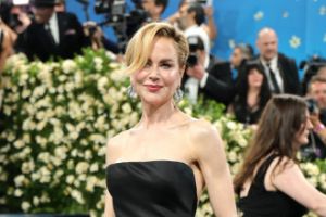 Nicole Kidman nimmt sich eine Auszeit von der Arbeit, um sich auf ihre Familie zu konzentrieren.