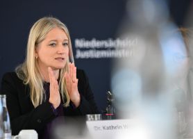 Niedersachsens Justizministerin Kathrin Wahlmann