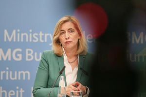 Nina Warken am 22.04.2026