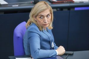 Nina Warken am 23.04.2026