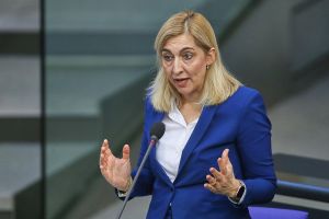 Nina Warken am 25.02.2026