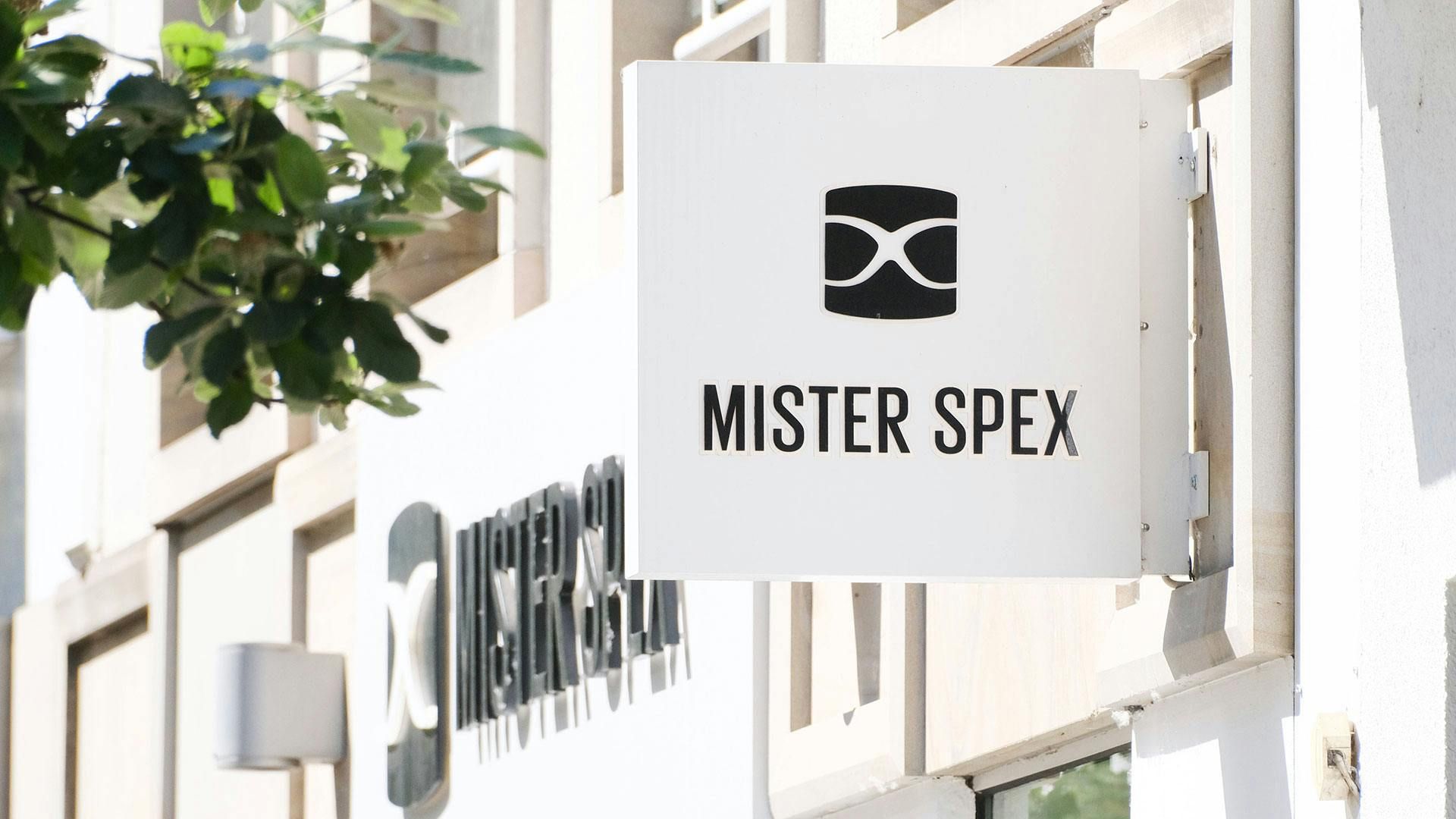 Online-Optiker Mister Spex: Mitarbeiter gehen, Marge steigt – Aktie bleibt unter Druck