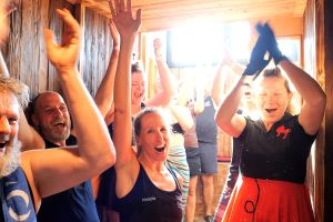 Ostfriesen brechen Weltrekord für längsten Sauna-Aufguss