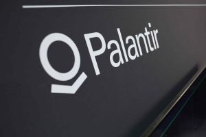 Palantir übertrifft alle Erwartungen mit starkem Quartalsgewinn