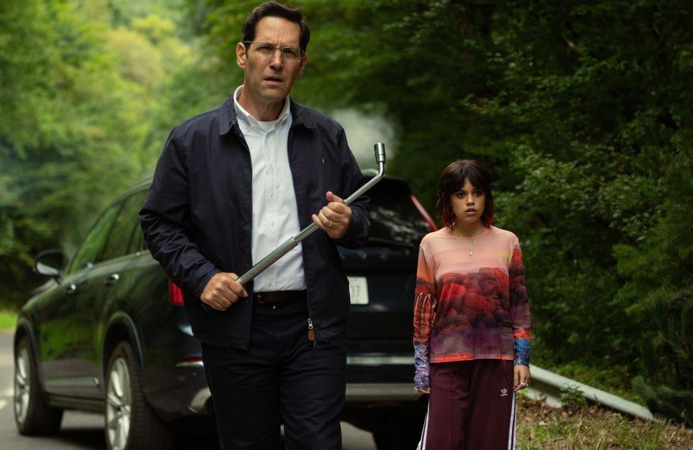 Paul Rudd und Jenna Ortega in 'Death of a Unicorn'