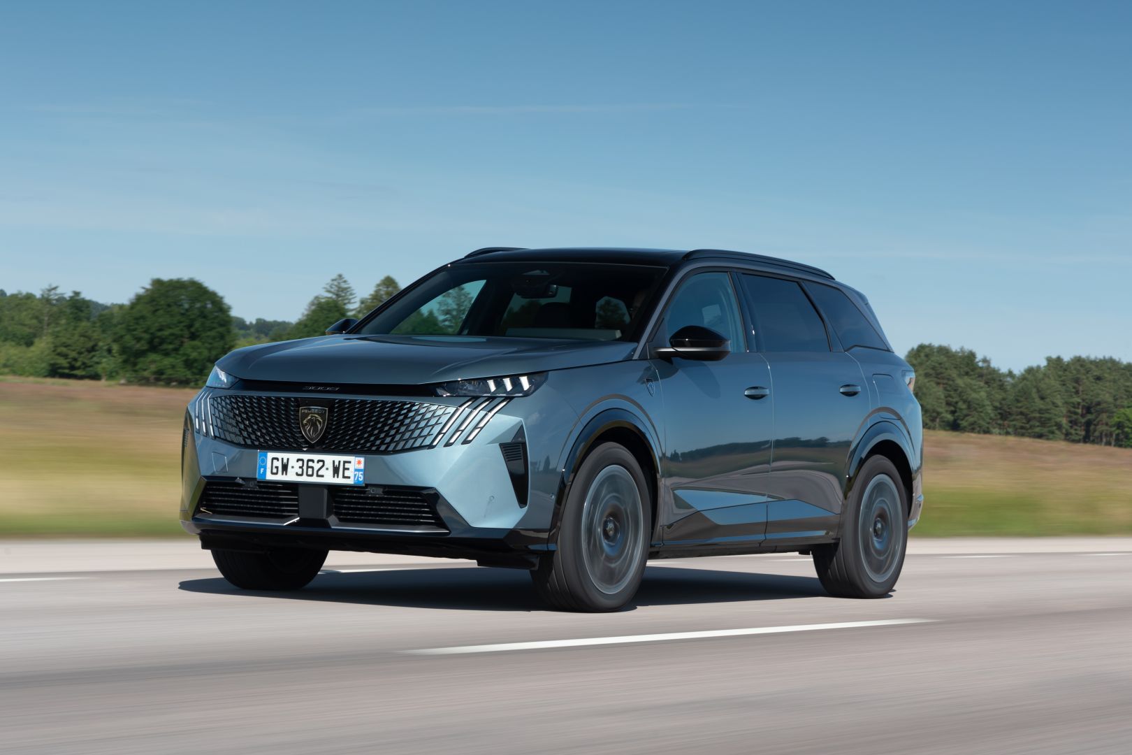 PEUGEOT 5008 jetzt auch als 5-Sitzer bestellbar