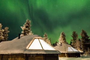 Polarlichtreisen 2026/2027/2028: inventia gibt Nordlichtpakete & Preise bereits bis März 2028 frei