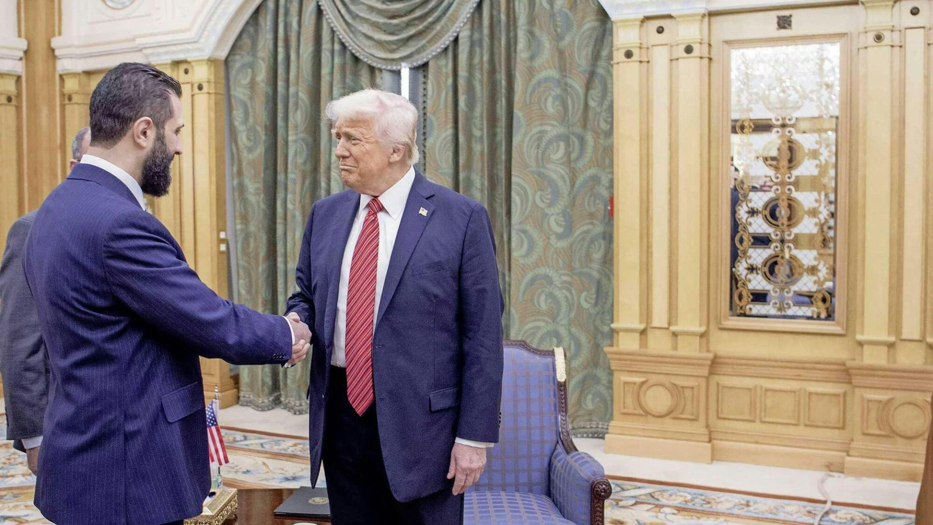 Politische Kehrtwende in Washington: Ex-Al-Qaida-Mitglied im Oval Office