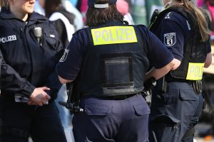 Polizistinnen (Archiv)