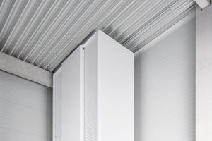 Popp setzt auf den Hänel Lean-Lift® für kompakte, optisch integrierte Materialbereitstellung