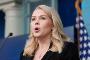 Pressebriefing im Weißen Haus - Karoline Leavitt