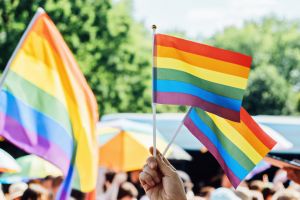 Pride Month: Bunt steht uns einfach ANDERS