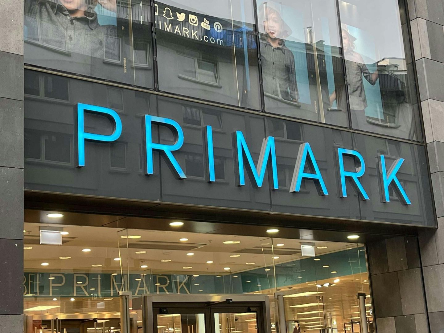 Primark-Mutter könnte sich aufspalten – Konzern prüft radikalen Umbau
