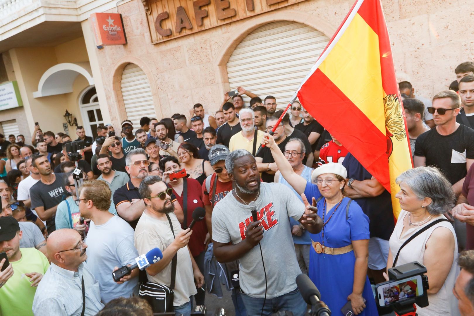 Protest in Spanien gegen Migranten