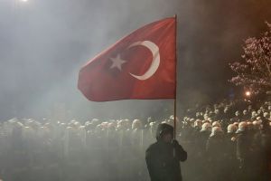 Proteste nach der Festnahme des Istanbuler Bürgermeisters