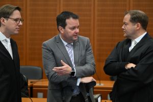 Prozess gegen den DFB und Ex-Schatzmeister Osnabrügge