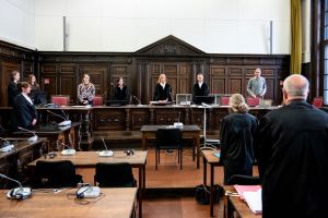 Prozess um Messerangriff im Hamburger Hauptbahnhof