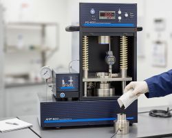 Qualitätssicherung bei Pulvern in der Medizintechnik und Pharmazeutik