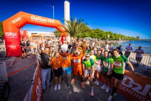 Rekord beim B2Run Hannover 2026: 16.000 Teilnehmende erleben Teamgeist rund um den Maschsee