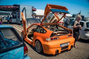 Rennfieber in Oschersleben - 200 Fahrer begeistern Besucher beim Fast Car Festival