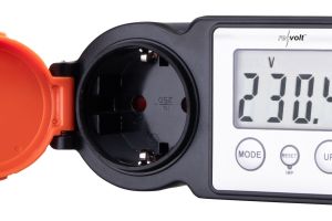 revolt Outdoor-Energiekostenmesser & Stromverbrauchszähler, bis 3.680 Watt