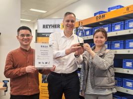 REYHER Asia-Pacific erhält Award als „Outstanding Service Supplier“