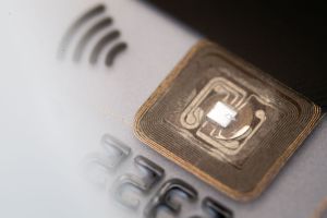 RFID-Chip in einer Kreditkarte