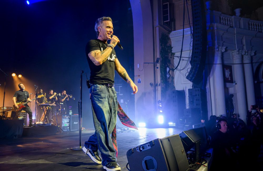 Robbie Williams in London als Teil seiner Long 90's Tour