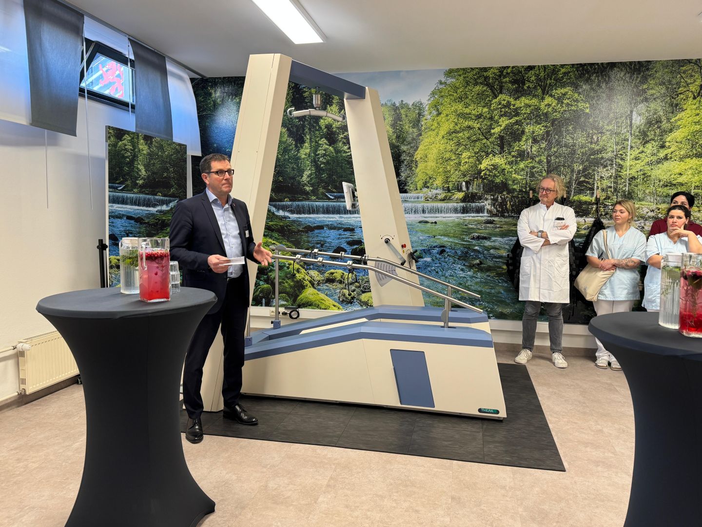 Robotikgestützte Gangtherapie: Eine weitere »Lyra« stärkt neurologische Frührehabilitation im Passauer Wolf Reha-Zentrum Bad Griesbach