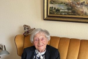 Rosenhof-Bewohnerin feiert 112. Geburtstag