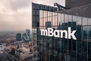 Rückendeckung aus Warschau – Wie die mBank plötzlich glänzt
