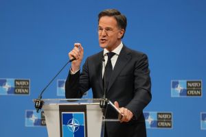 Rutte stellt Bericht zu Bündnisaktivitäten im Jahr 2025 vor