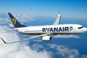 Ryanair-Gewinn verdoppelt, Sommer läuft heiß