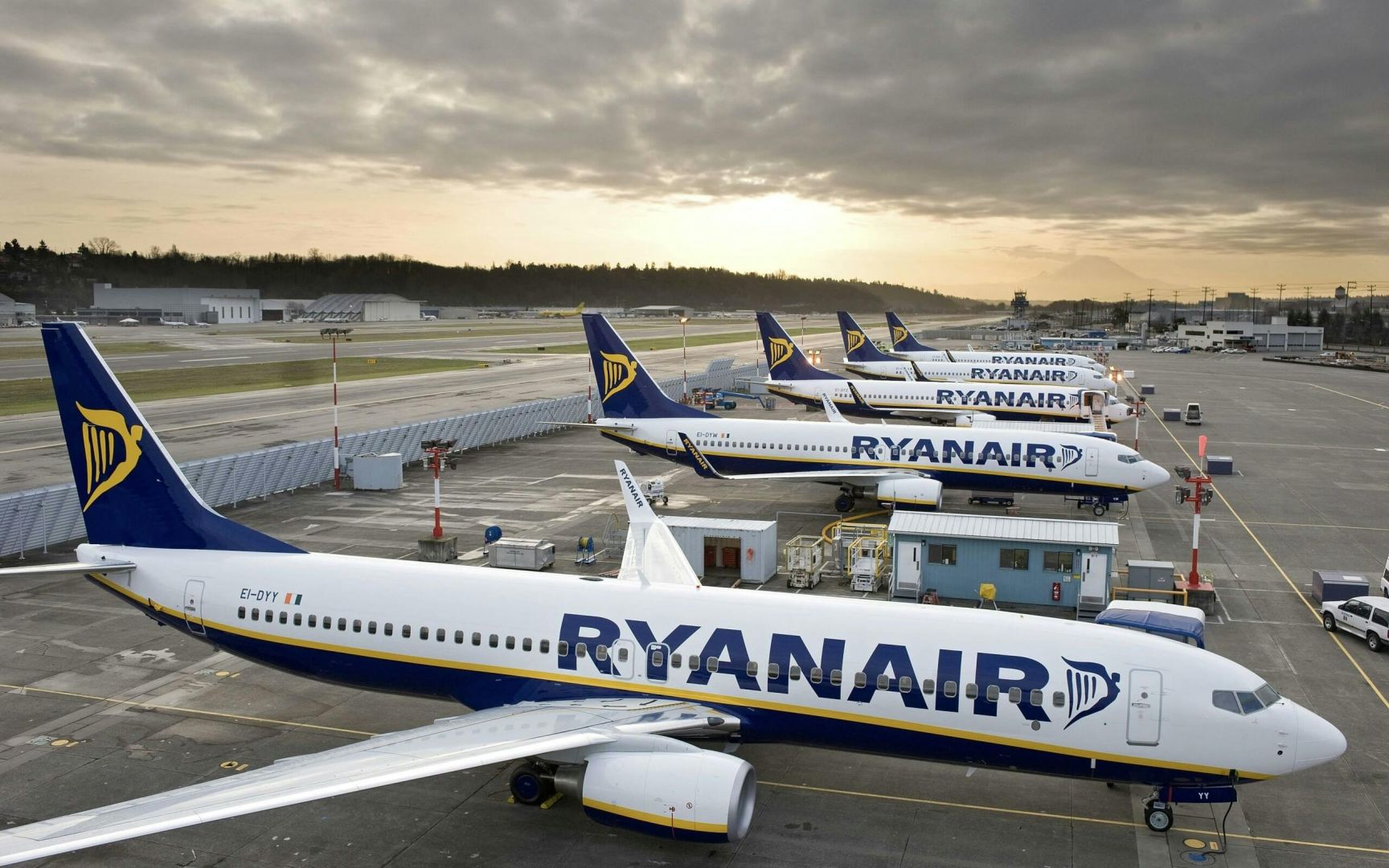 Ryanair senkt Prognose, steigert Kurs – O’Leary rückt 100-Millionen-Euro-Bonus näher