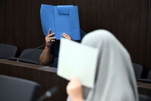 Salafistischer Tiktok-Star wegen Spendenbetrugs vor Gericht