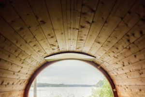 Sauna: Zwischen Hitze und Haftung