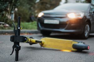 Schärfere Haftungsregeln bei E-Scooter-Unfällen für Halter und Fahrer geplan