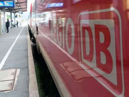 Schaffner stirbt nach Angriff bei Ticketkontrolle – Tatverdächtiger in U-Haft