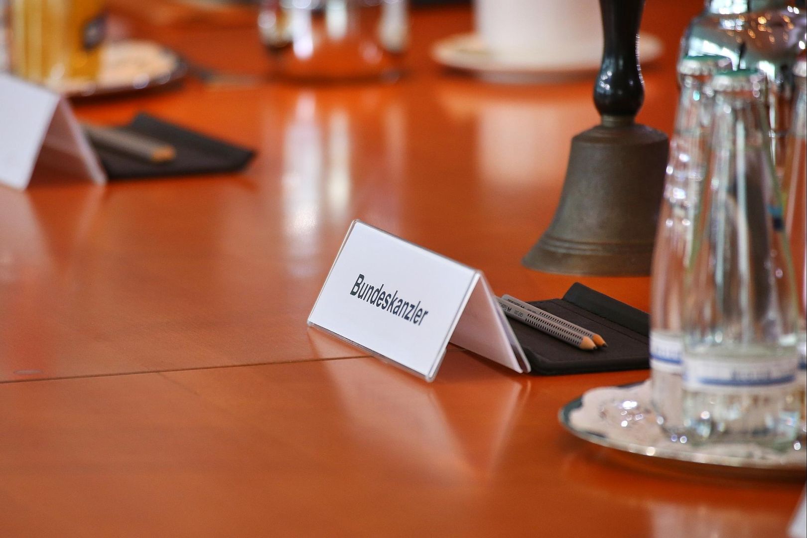 Schild für den Bundeskanzler (Archiv)