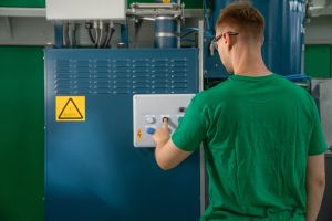 Schneider Electric setzt mit PanelSeT TBS neue Maßstäbe in der Gehäusetechnologie