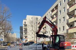 Schnelle Sanierung von Schachtzugängen mit Mortar Mix Reparaturmörtel von Korodur