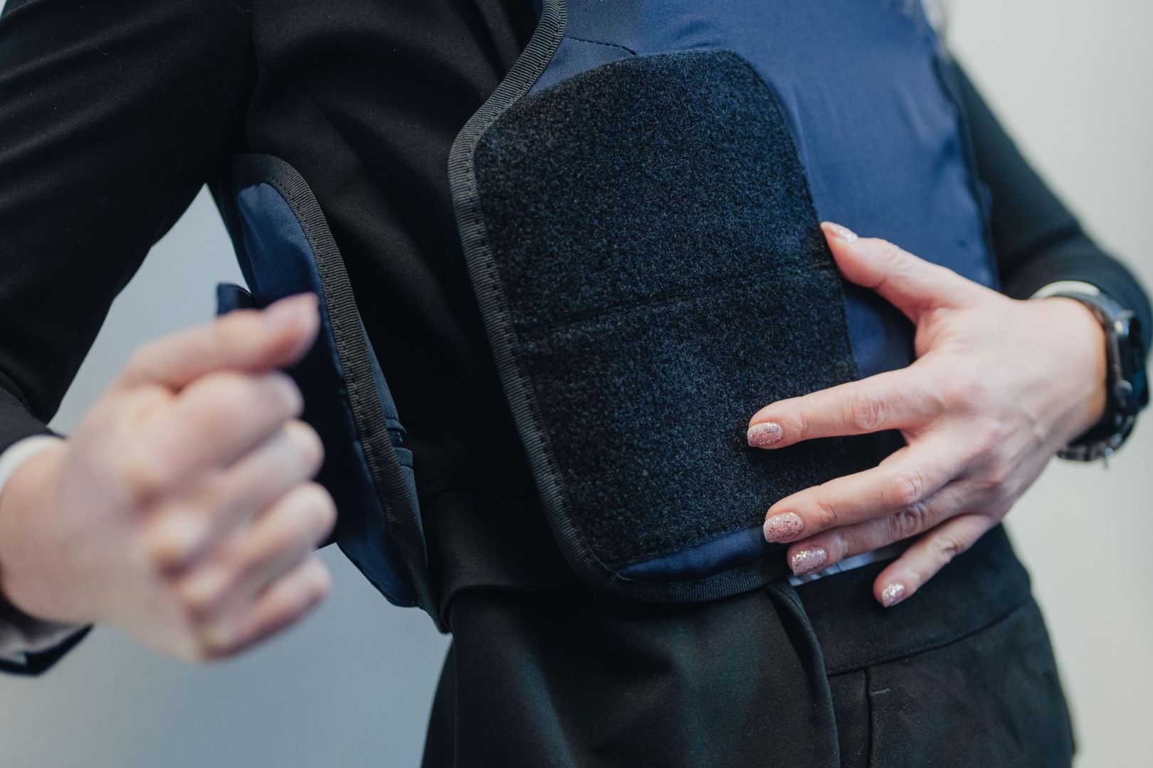 Schutzwesten für Gerichtsvollzieher