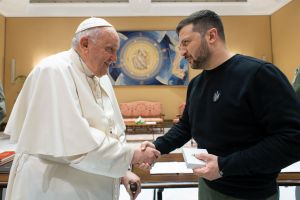 Selenskyj trifft Papst im Vatikan