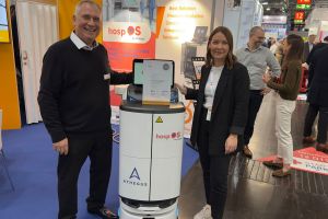 SERVICEBOT.SOLUTIONS glänzt auf der MEDICA: Auszeichnung als Mittelstands-Champion