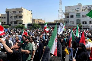 Showdown im Golf: Atomgespräche im Oman – Washington verschärft Ton und Reisewarnung