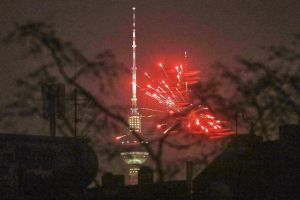 Silvesterfeuerwerk am Berliner Fernsehturm